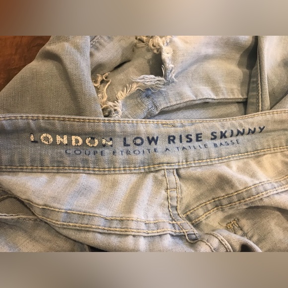 London Low Rise Skinny Distressed Washed Out DenimJeans - Picture 3 of 13